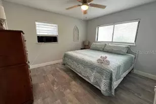 709 W Bayshore Dr, Tarpon Springs, FL 34689 - Photo 6