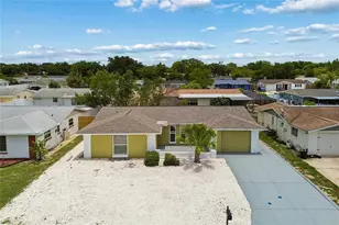 11130 Tamarix Ave, Port Richey, FL 34668 - Photo 10