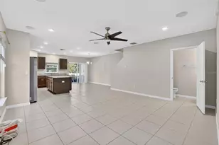 4718 Spatter Dock St, Tampa, FL 33610 - Photo 4
