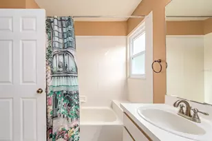 3256 Bentley Dr, Palm Harbor, FL 34684 - Photo 22