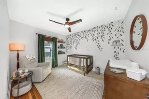 908 W Candlewood Ave, Tampa, FL 33603 - Photo 22