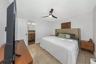 908 W Candlewood Ave, Tampa, FL 33603 - Photo 18