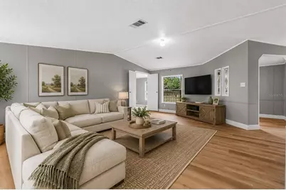 5012 S 66th Street, Tampa, FL 33619 - Photo 2
