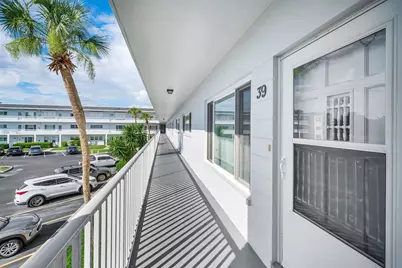 2001 World Parkway Boulevard #39, Clearwater, FL 33763 - Photo 6