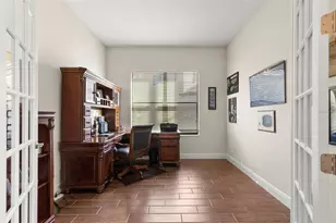 5134 Lakecastle Dr, Tampa, FL 33624 - Photo 40