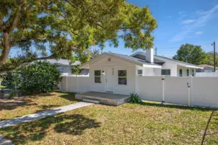 4248 4th Ave S, Saint Petersburg, FL 33711 - Photo 1