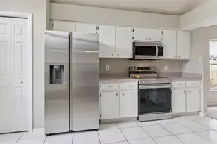 4017 Quail Briar Dr, Valrico, FL 33596 - Photo 16