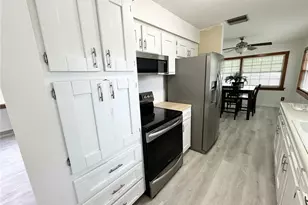 2997 Brookfield Dr, Largo, FL 33771 - Photo 10