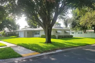 2997 Brookfield Dr, Largo, FL 33771 - Photo 2