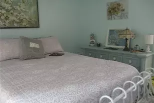 2111 N Halcyon Dr, Sun City Center, FL 33573 - Photo 18