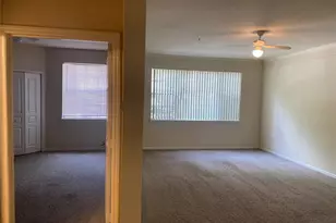 18001 Richmond Pl Dr, Tampa, FL 33647 - Photo 38