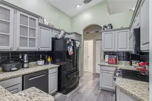 1887 Wood Bend St, Tarpon Springs, FL 34689 - Photo 8