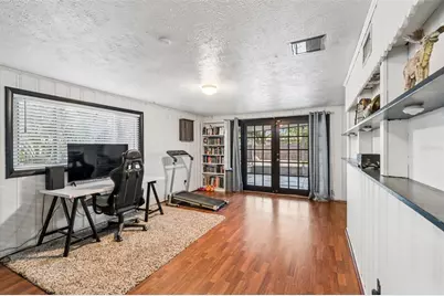 4437 W Bay Avenue, Tampa, FL 33616 - Photo 14