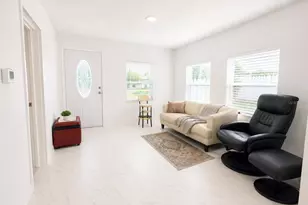 802 Jurgens St, Clearwater, FL 33755 - Photo 4