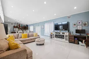 4527 Redcoat Dr, Wesley Chapel, FL 33543 - Photo 8