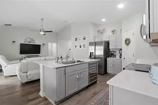 12818 Bent Twig Dr, Riverview, FL 33579 - Photo 16