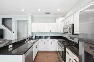 10016 Bentley Way, Tampa, FL 33626 - Photo 12