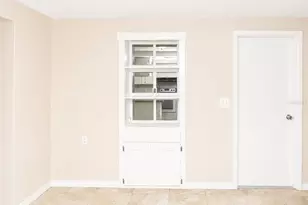 10801 Oldham Rd, Port Richey, FL 34668 - Photo 6