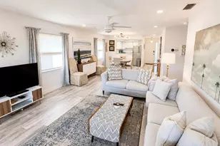 600 Manatee Ave, Bradenton Beach, FL 34217 - Photo 8