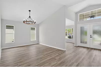 7705 Nottinghill Sky Drive, Apollo Beach, FL 33572 - Photo 8