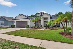 7705 Nottinghill Sky Dr, Apollo Beach, FL 33572 - Photo 2