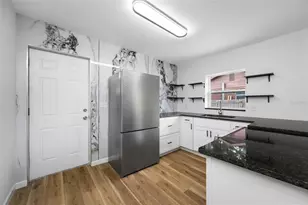 308 W 10th St, Lakeland, FL 33805 - Photo 8