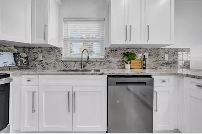 2020 58th Avenue S, Saint Petersburg, FL 33712 - Photo 12