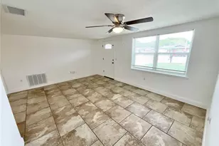 4233 Belle Isle Ct, New Port Richey, FL 34653 - Photo 14