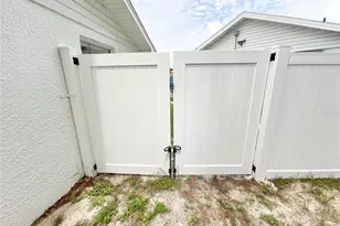 4233 Belle Isle Ct, New Port Richey, FL 34653 - Photo 26