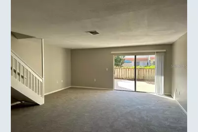 5855 16th Street S #6, Saint Petersburg, FL 33705 - Photo 4