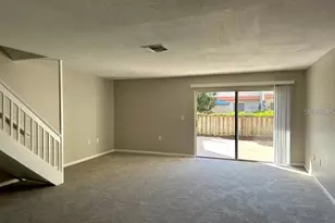 5855 16th St S, Saint Petersburg, FL 33705 - Photo 4