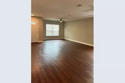 2745 4th Avenue S, Saint Petersburg, FL 33712 - Photo 2