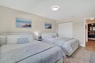 2960 59th Street S, Gulfport, FL 33707 - Photo 18