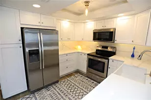 103 1st St E, Tierra Verde, FL 33715 - Photo 6