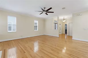 2889 Bayshore Trails Dr, Tampa, FL 33611 - Photo 8