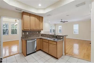 2889 Bayshore Trails Drive, Tampa, FL 33611 - Photo 14