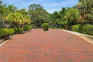 2889 Bayshore Trails Dr, Tampa, FL 33611 - Photo 86