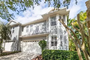 2889 Bayshore Trails Dr, Tampa, FL 33611 - Photo 2