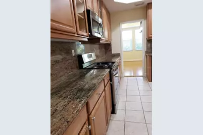 2889 Bayshore Trails Drive, Tampa, FL 33611 - Photo 14