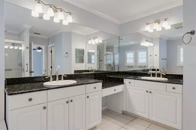 2889 Bayshore Trails Drive, Tampa, FL 33611 - Photo 42