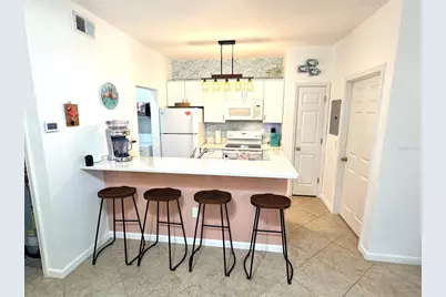 10764 70th Avenue #1201, Seminole, FL 33772 - Photo 8