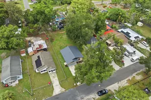 1807 N Barnes St, Plant City, FL 33563 - Photo 22