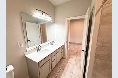 18217 Falling Pine Needle Lane, Land O Lakes, FL 34638 - Photo 8