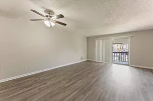 6332 Newtown Cir, Tampa, FL 33615 - Photo 10