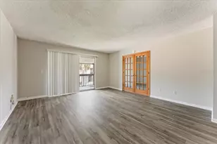 6332 Newtown Cir, Tampa, FL 33615 - Photo 10