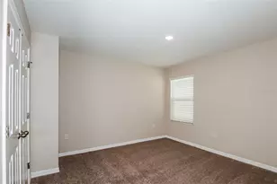 36602 Sagemoor Dr, Zephyrhills, FL 33541 - Photo 18
