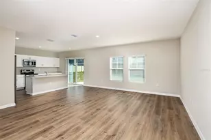 36602 Sagemoor Dr, Zephyrhills, FL 33541 - Photo 12