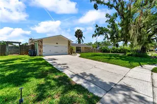 13603 Westshire Dr, Tampa, FL 33618 - Photo 4