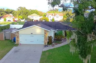 13603 Westshire Dr, Tampa, FL 33618 - Photo 2