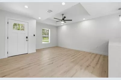 9599 W Sandra Street, Crystal River, FL 34428 - Photo 8